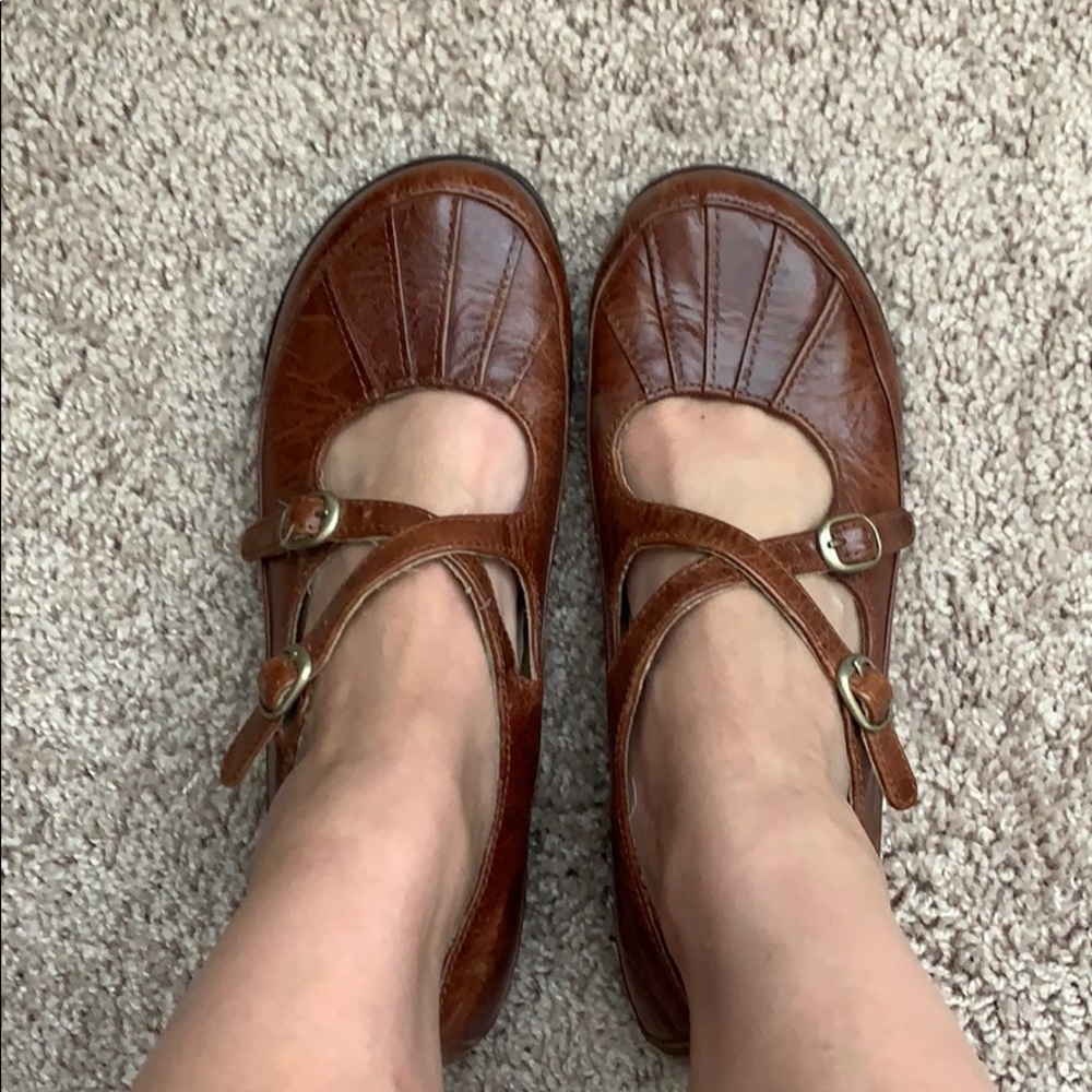 Dansko size 37 dress shoes with straps